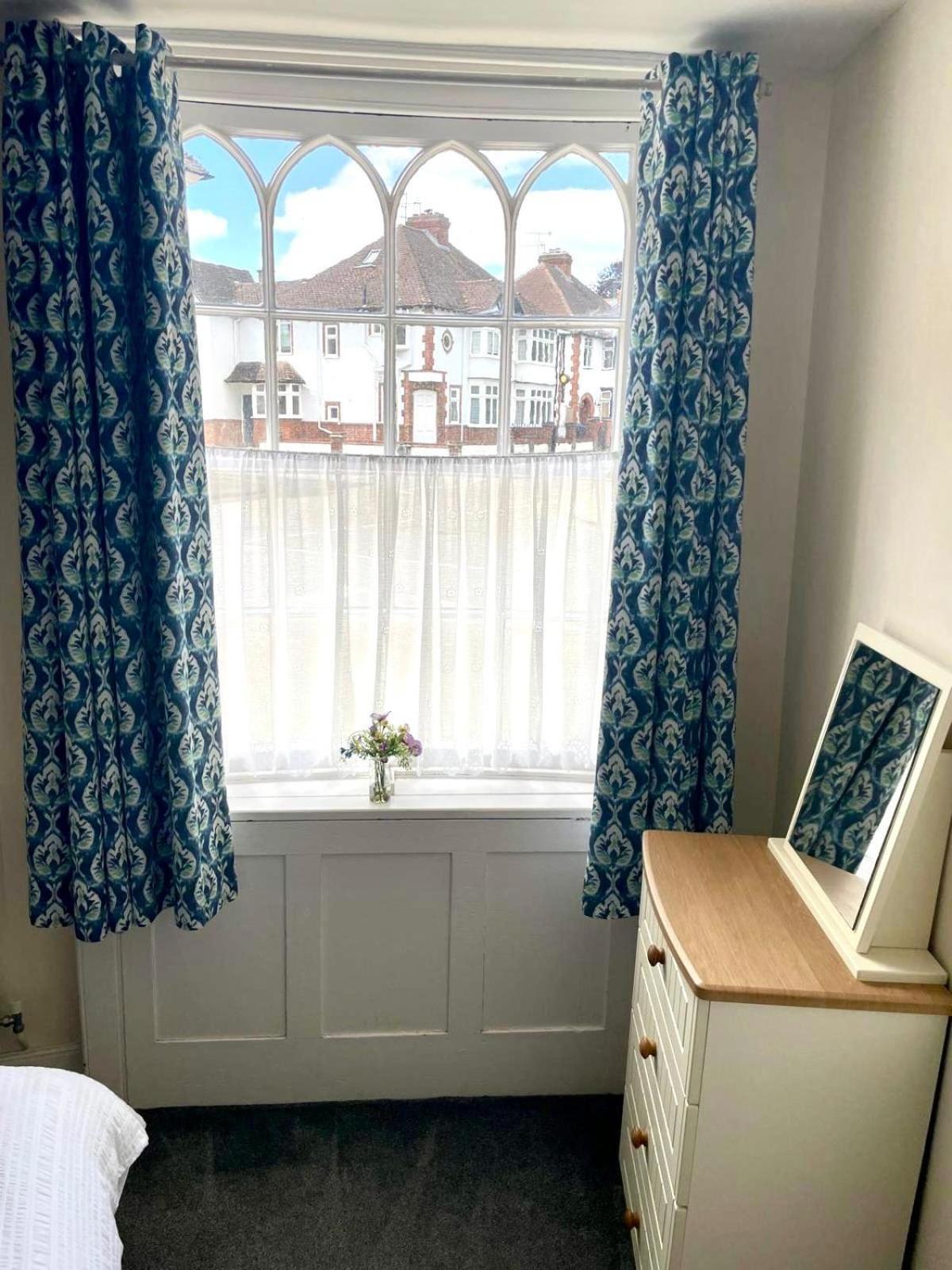 Town Centre Apartment Perfect Location With On-Street Parking Stratford-upon-Avon Oda fotoğraf